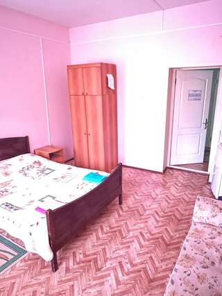 Гостиница Цезарь Ноябрьск Большой двухместный номер с 1 кроватью-2